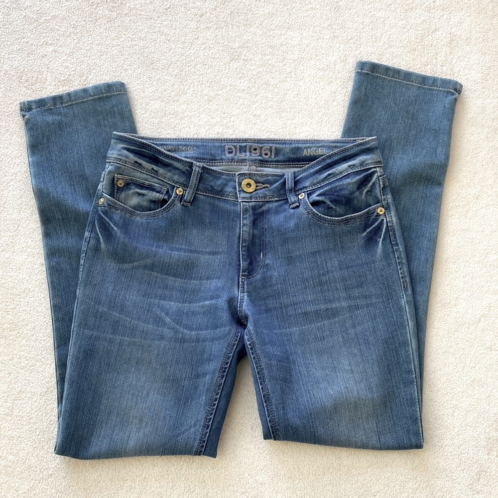 Like New DL1961 Angel Mid Rise Skinny Ankle Jeans 360 Stretch Denim